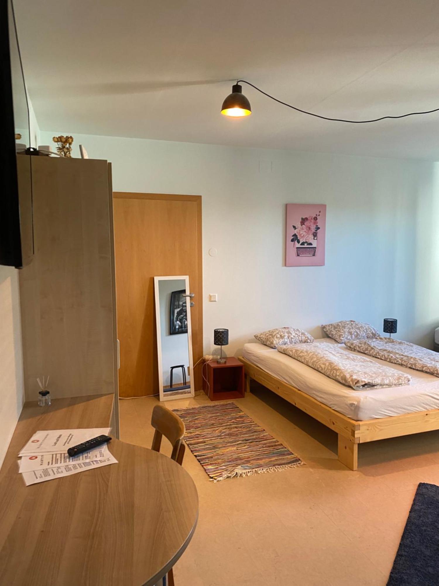 Wolfis Appartement Neusiedl an der Zaya Exteriér fotografie